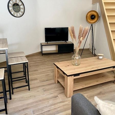 Delice De Nimes Apartment Exterior photo