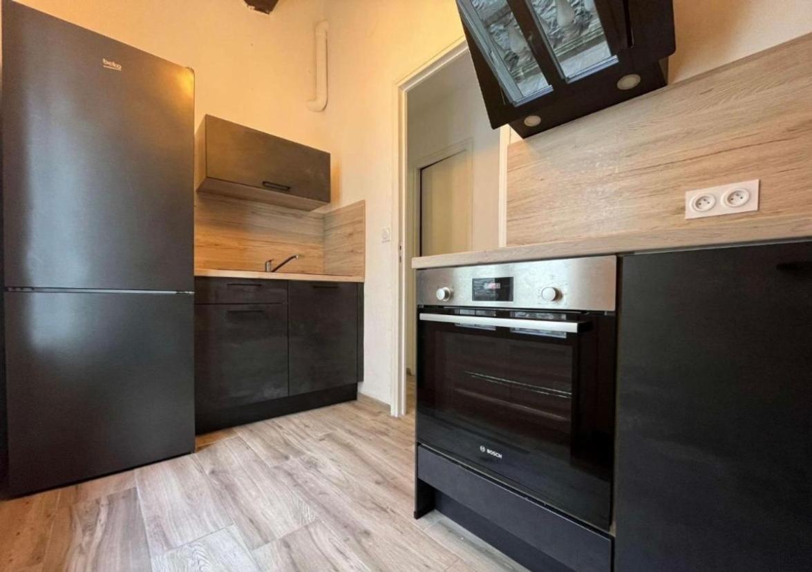 Delice De Nimes Apartment Exterior photo